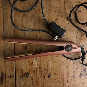 CHI Hair Straightener